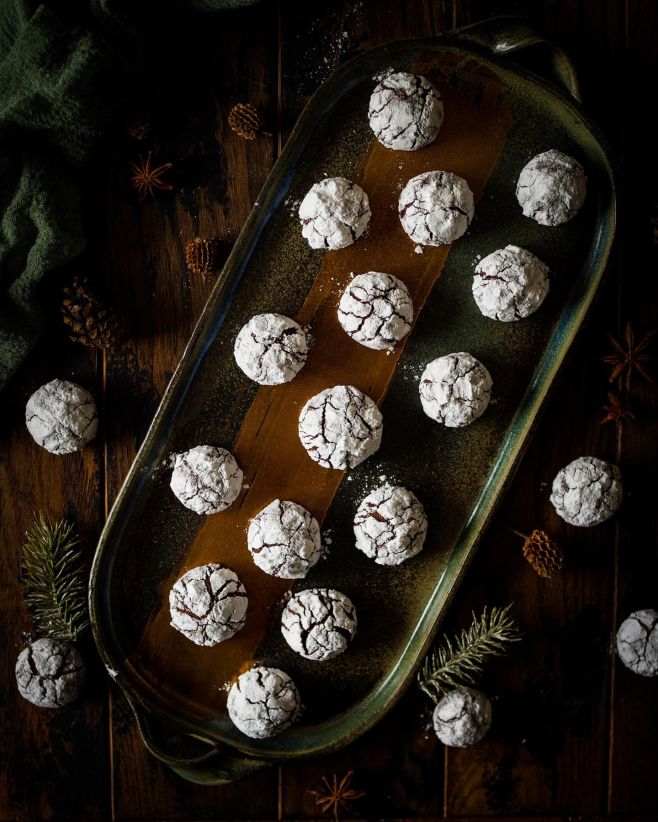 Krásnou 3.adventní neděli ❤️✨ Dneska mám pro Vás recept na popraskané cukroví neboli Crinkles 😊 Já do nich navíc přidávám...